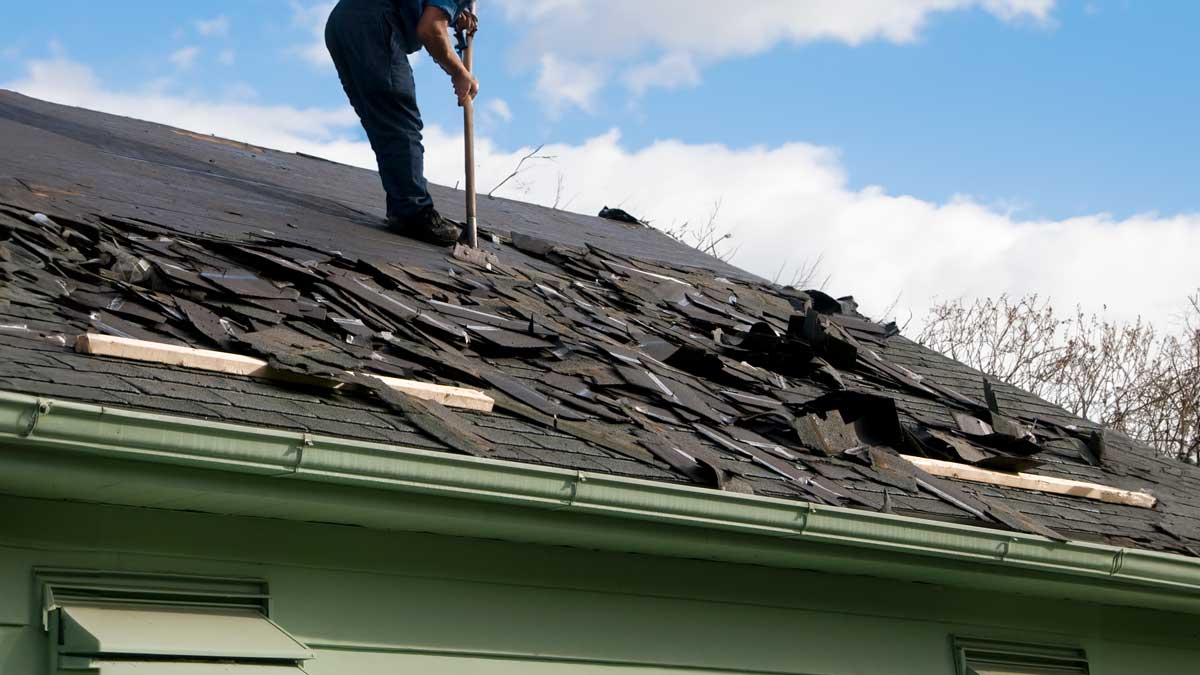 Roof Tear Off Crestwood Il