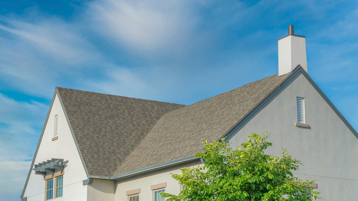 Unraveling roof valleys – Land Roofing OKC